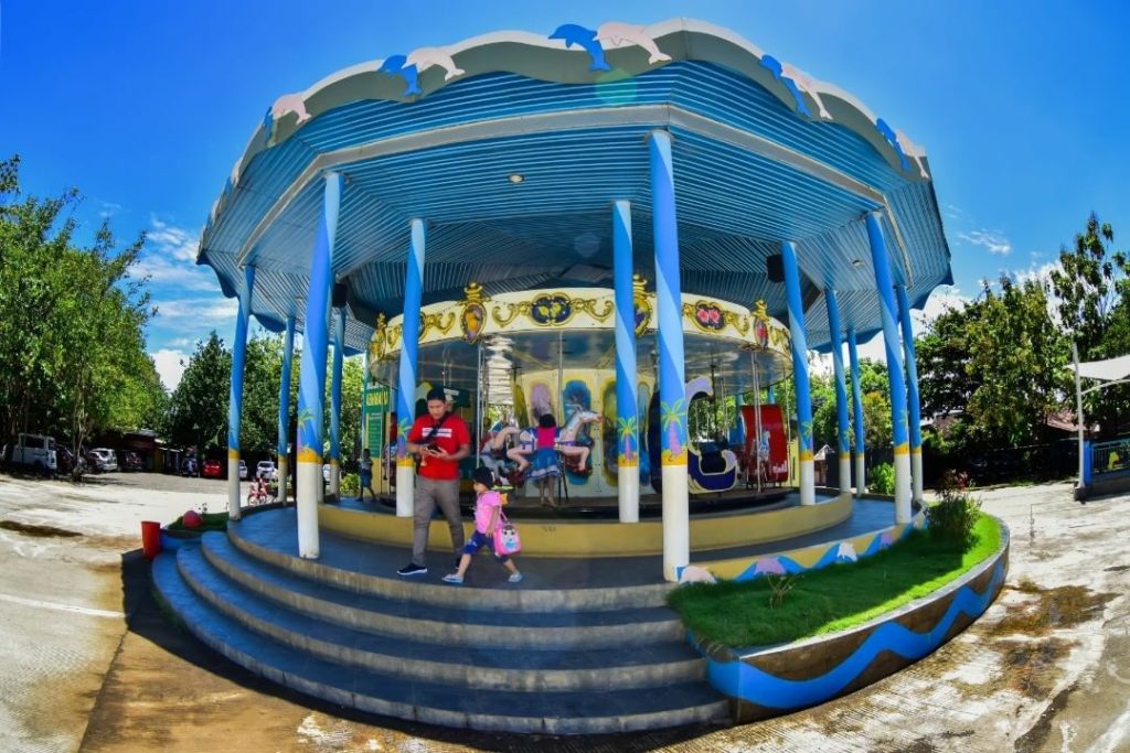 Pantai Cahaya Weleri kendal - GG Cafe PIK