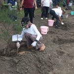 bersih bersih pantai indah kemangi dengan bupati kendal