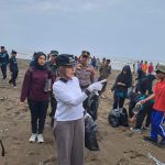 bersih bersih pantai indah kemangi 2026 dengan bupati kendal mbk tika